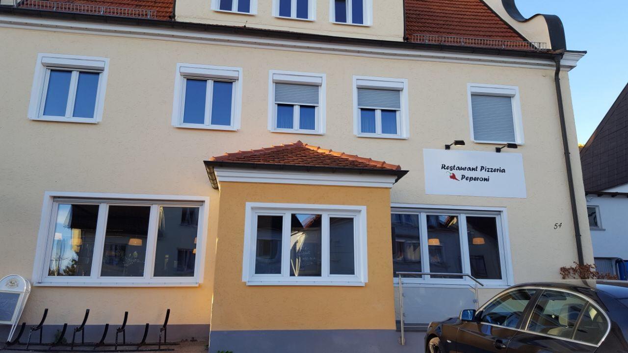 Hotel Gaststaette Peperoni Biberach an der Riß Exterior foto